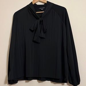 Black long sleeves blouse